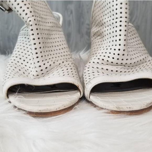 Sam Edelman Emmie Peep Toe Bootie - White | Size 7M (EU 37) - Picture 6 of 6